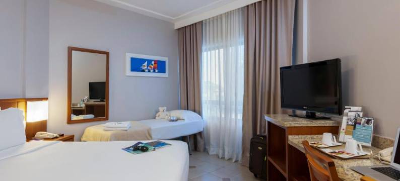 弗卢里亚诺波利斯美居酒店(Mercure Florianópolis)图片