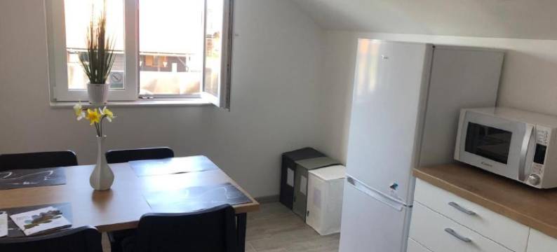 哲拉克客房酒店(Rooms Jelak)图片