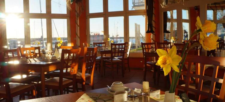 豪瑟布雷格船长酒店(Hotel- & Ferienanlage Kapitäns-Häuser Breege)图片