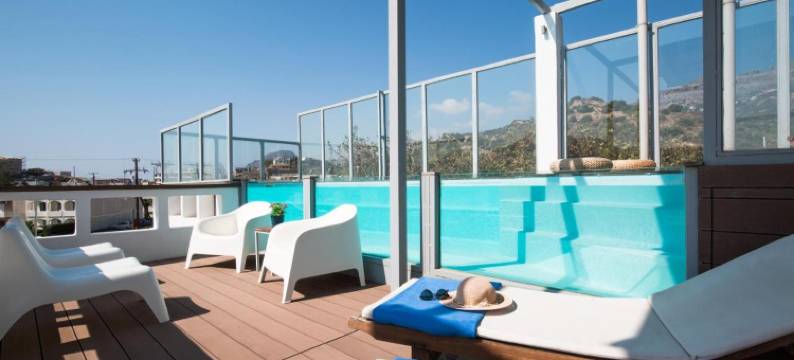 普拉基亚斯安娜公寓酒店(Anna Plakias Apartments)图片