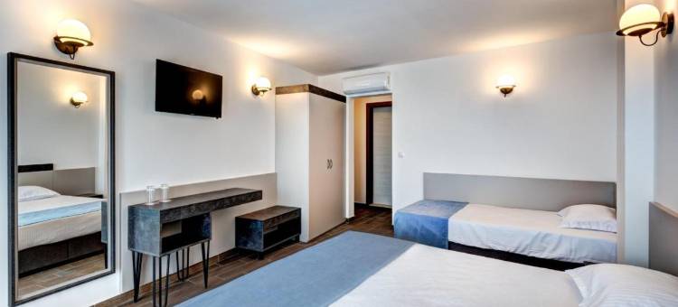 Panorama Blue Family Hotel and Free Parking图片