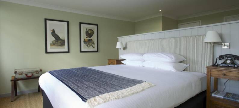 斯维庄园餐厅花园酒店(The Manor at Sway – Hotel, Restaurant and Gardens)图片