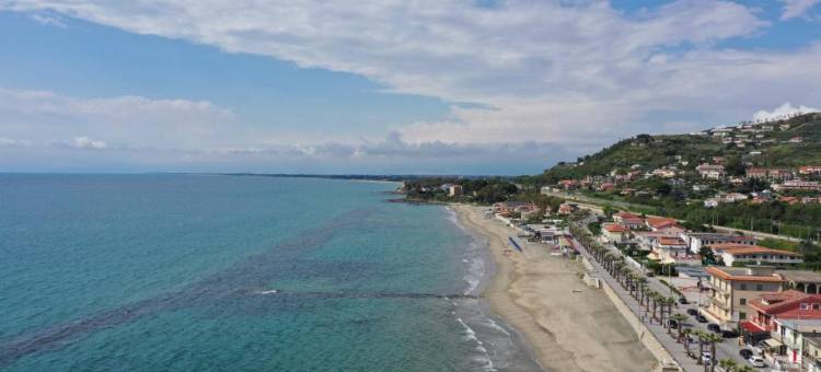 双人休息(Break for Two)图片