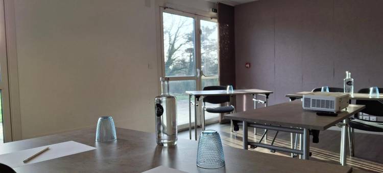 瓦讷-泰克斯布里特酒店(Brit Hotel Vannes - Theix Golfe du Morbihan)图片
