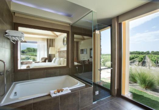 Grace CafayateHotel Overview