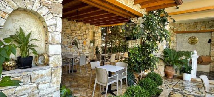 弗拉阿里亚尔(Vila Arial)图片