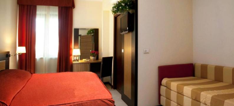 Adriana别墅酒店(Villa Adriana Hotel)图片