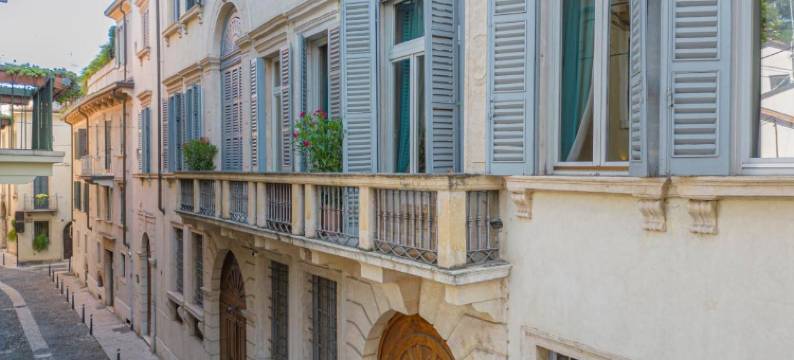 卡莫齐尼宫雷亚尔迪套房(Corte Realdi - Palazzo Camozzini)图片