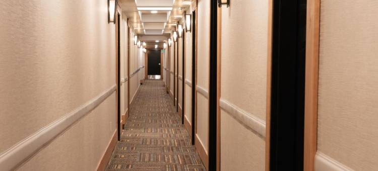 班夫雷鸟酒店(Banff Ptarmigan Inn)图片