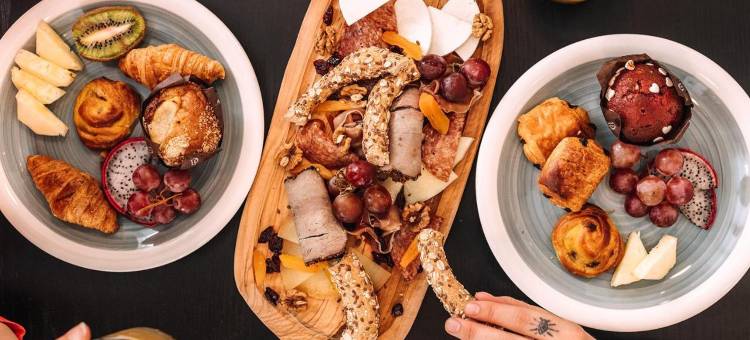 戴夫海滩酒店，布朗酒店集团成员(Dave by the Beach Loutraki, a Member of Brown Hotels)图片