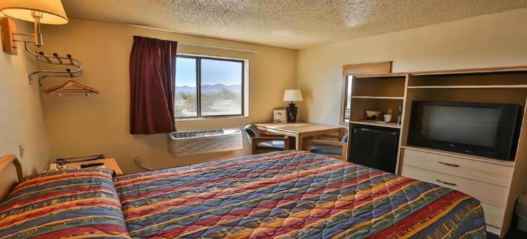 哈瓦苏湖城温德姆速8酒店(Super 8 by Wyndham Lake Havasu City)图片