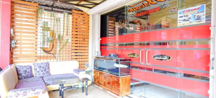 Pandawa Guest House at Ngaliyan Square Mitra RedDoorz图片