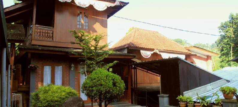 伦邦班塔尔牯岭别墅(Bantal Guling Villa)图片