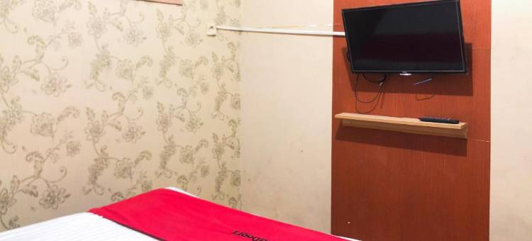 红门酒店-靠近西洛阿姆卡拉瓦奇医院(RedDoorz Near RS Siloam Karawaci)图片