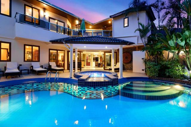 Luxury Pool Villa T1 Near Walking Street Over view