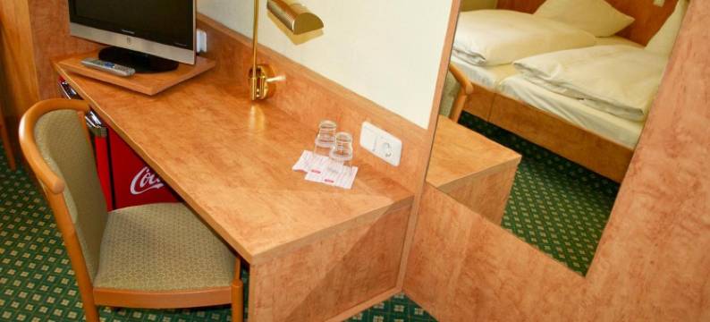 逊西梅尔酒店(Gasthof & Pension Zum Himmel)图片