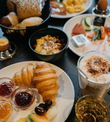 SombeaHotel Overview