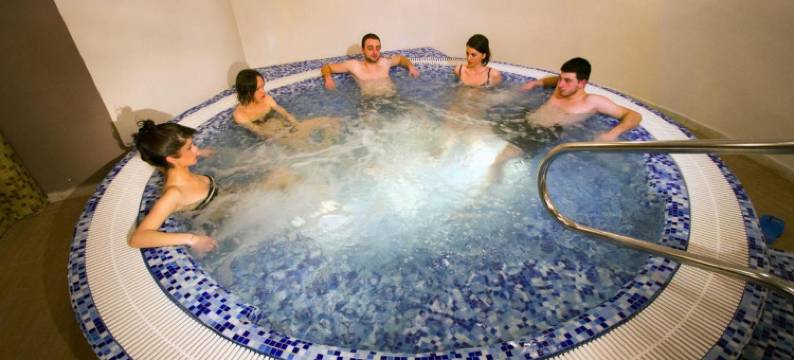 吉诺康体拉巴斯酒店(Hotel Gino Wellness Rabath)图片