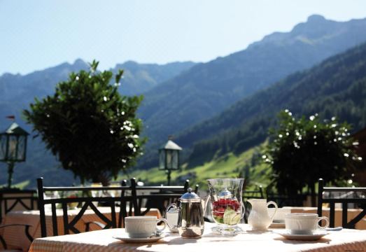 Hotel Sonnhof Hotel Overview