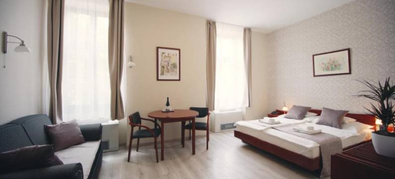 艾格水畔酒店(Aqua Villa Eger)图片