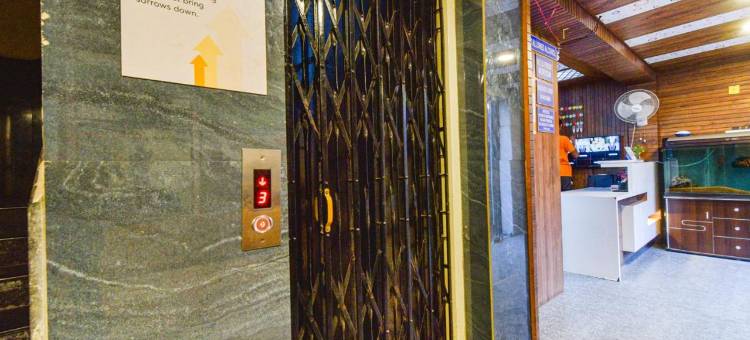 Fabhotel 约格什瓦拉君悦酒店(FabHotel Yogeshwara Grand - Nr Hyderabad International Airport, Shamshabad)图片