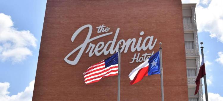 弗雷多尼亚酒店及会议中心(The Fredonia Hotel)图片