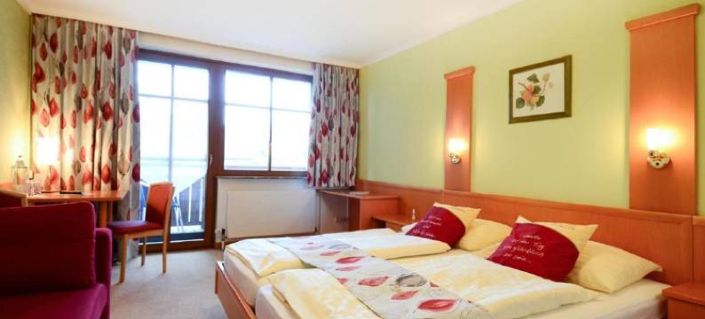 盖斯特豪斯 - 兰德特奥斯特恩酒店(Gasthaus-Landhotel Traunstein)图片