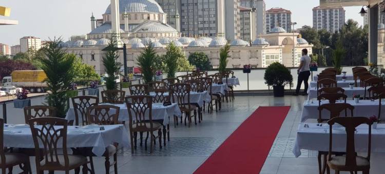 萨里萨酒店(Sarissa Hotel)图片