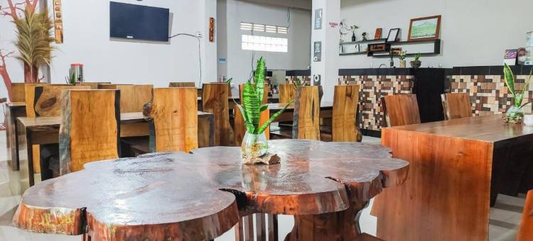 RedDoorz Syariah Near Tugu Macan Kayu Aro图片