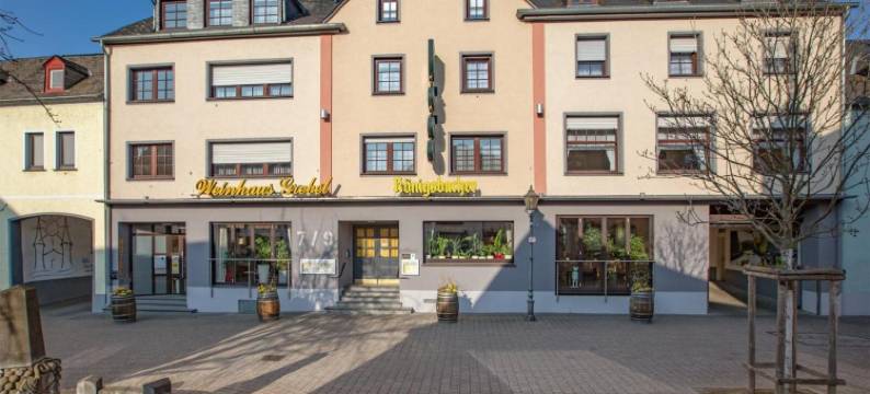 维恩豪斯格列伯餐厅酒店(Hotel-Restaurant Weinhaus Grebel)图片