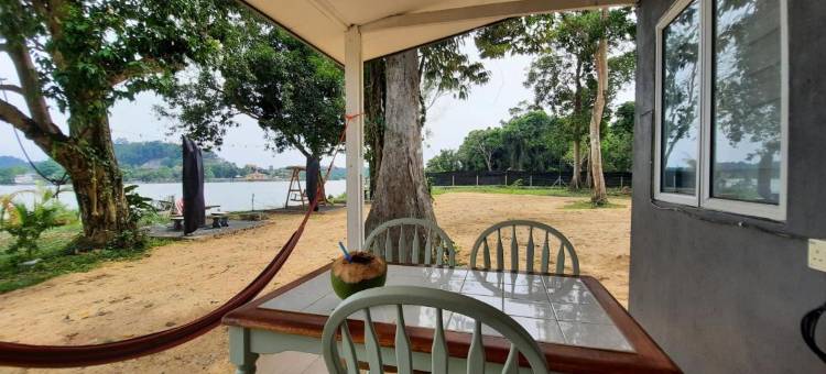 拉贾瓦里河畔休闲木屋(Rajawali Riverside Retreat)图片