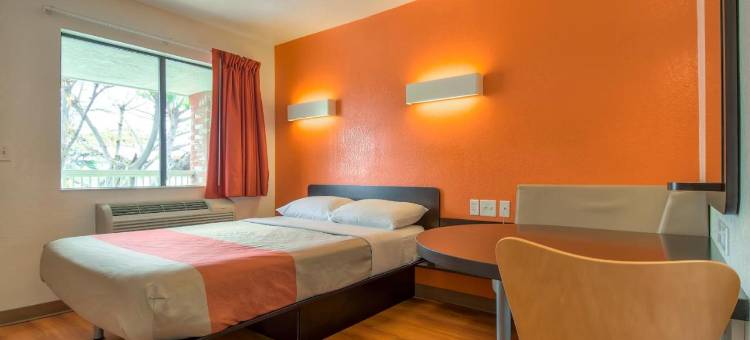 洛杉矶6号汽车旅馆 - 阿卡迪亚/帕萨迪纳(Motel 6 Arcadia, CA - Los Angeles - Pasadena Area)图片