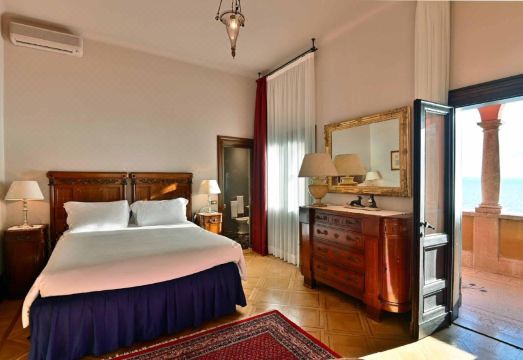 Hotel Villa Fiordaliso Hotel Overview