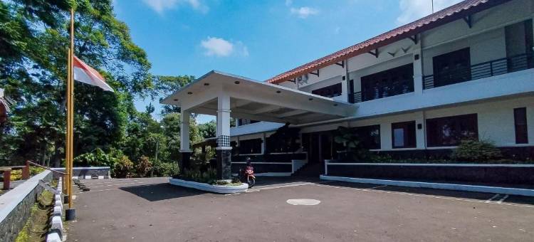 Urbanview near Pasir Angin Hotel图片