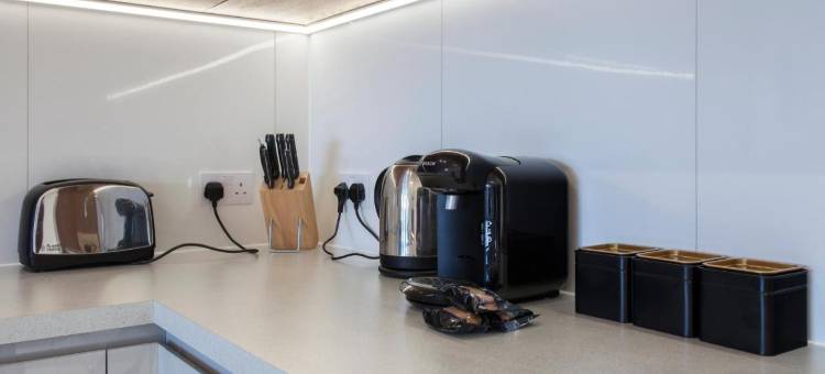 查尔斯·霍普斯坦斯市中心(Charles Hope Staines Centre)图片