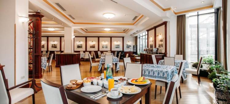 博塔卡卡西亚卡兹贝吉旅馆(Porta Caucasia Kazbegi)图片