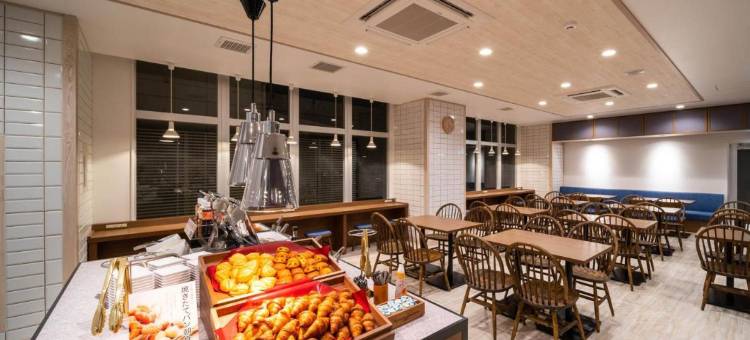 Super Hotel Marugame Station Front图片