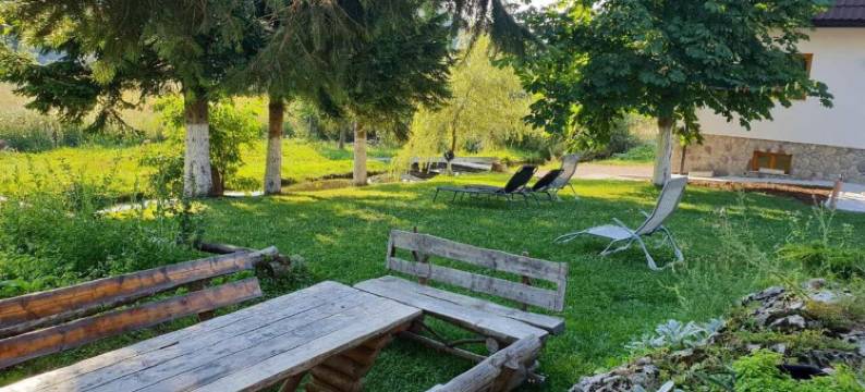 河滨乡村旅馆(Rustic Inn River)图片