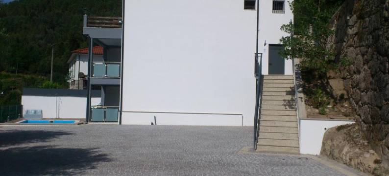 格雷斯拉戈亚阿苏尔酒店(Hotel Lagoa Azul do Geres)图片