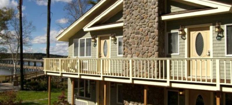 Spacious Riverfront with Balcony Sheepscot Harbour Vacation Cub Studio #211图片