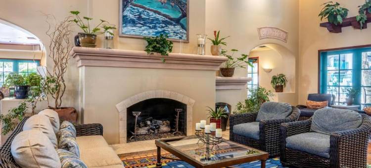 圣路易斯奥比斯波品质酒店(Quality Suites Downtown San Luis Obispo)图片