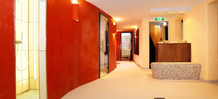 上阿玛高乌尔马赫餐厅及伯尔乡村酒店(Landhotel Böld Oberammergau)图片