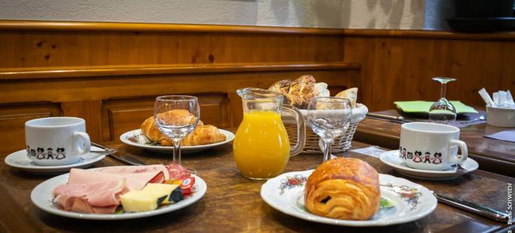 钟形帽酒店(Logis Hôtel de La Cloche)图片