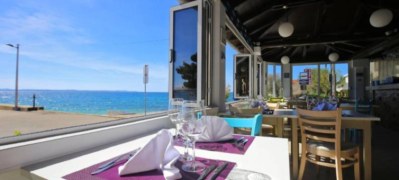 德尔芬酒店(Hotel Delfin)图片