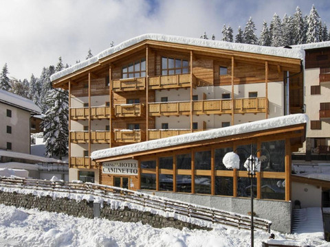 加尼卡米内托酒店