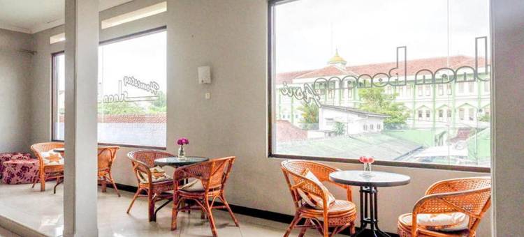 红多兹伊斯兰酒店-顺安博南马格朗(RedDoorz Syariah @ Sunan Bonang Magelang)图片