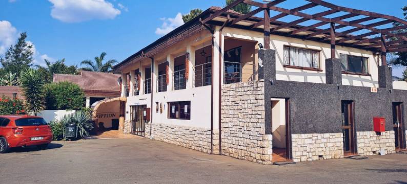 伊克泰尔高级小屋及会议中心(Ecotel Premier Lodge & Conference Centre)图片