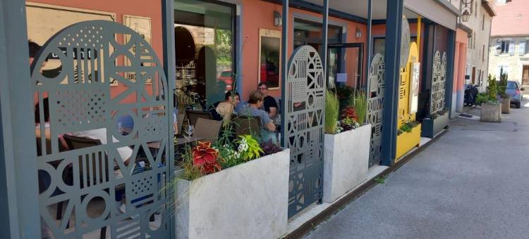 Logis Hôtel Lbb - les 2 Lacs图片