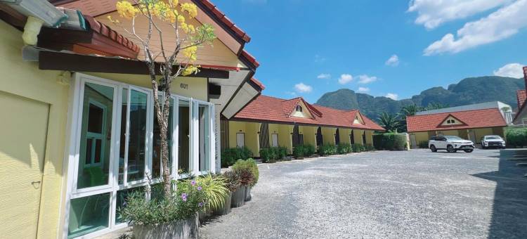 拉查华地之家酒店(Rachawadee House Phang Nga)图片
