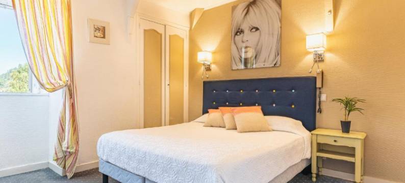 莱从费里曼旅馆(Hostellerie du Passeur - Hôtel & Restaurant - Climatisation et Piscine chauffée)图片